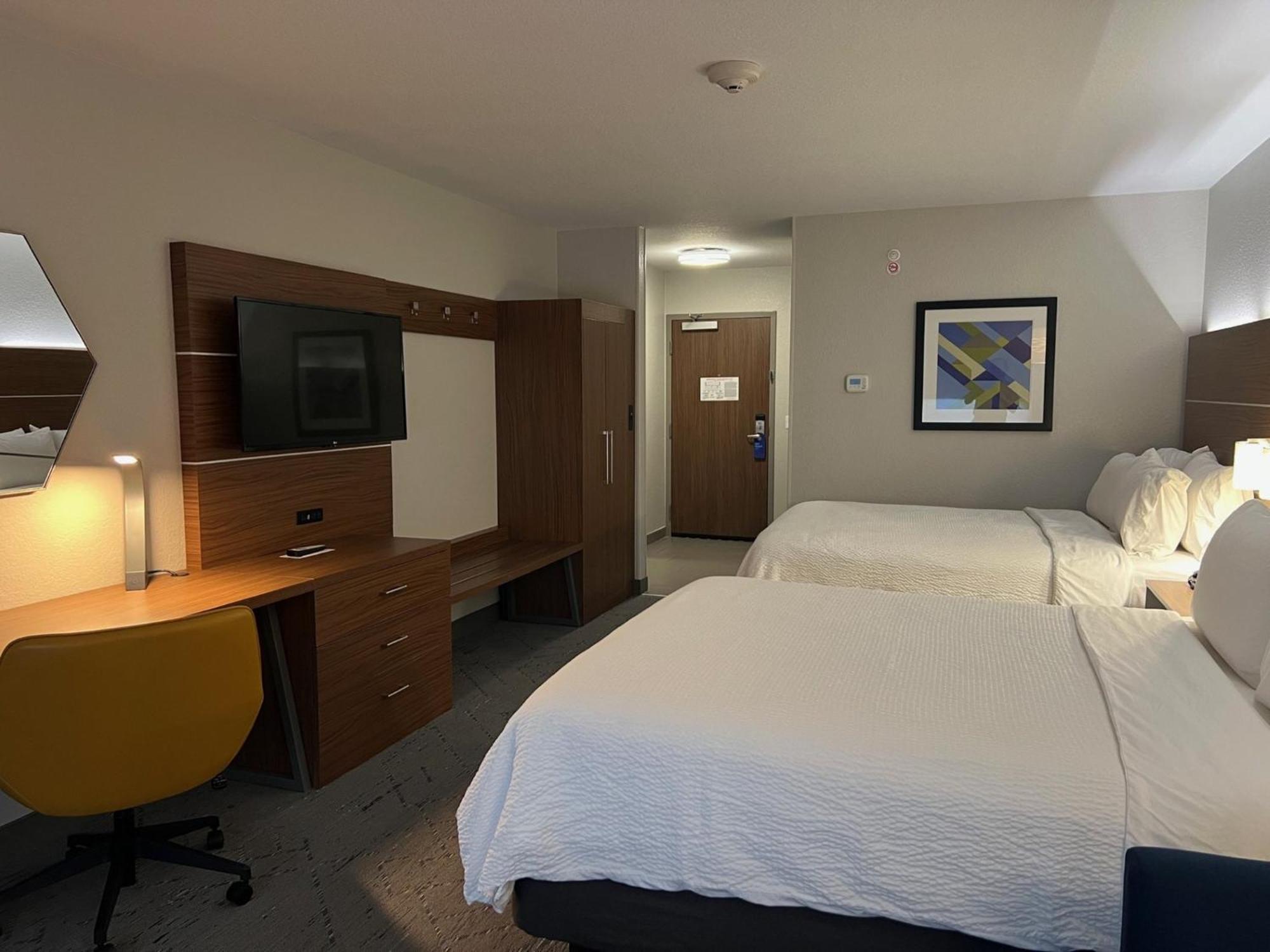 Holiday Inn Express & Suites Moore By Ihg Esterno foto