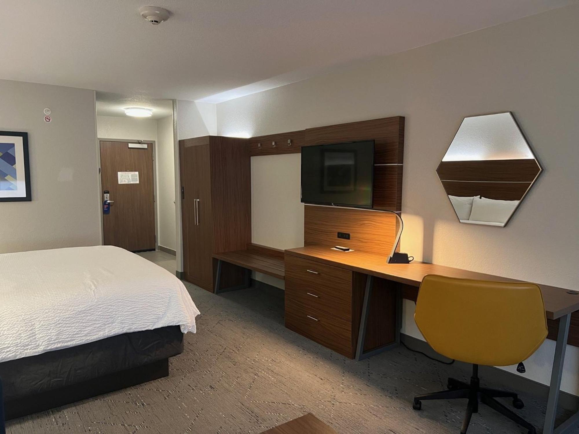 Holiday Inn Express & Suites Moore By Ihg Esterno foto