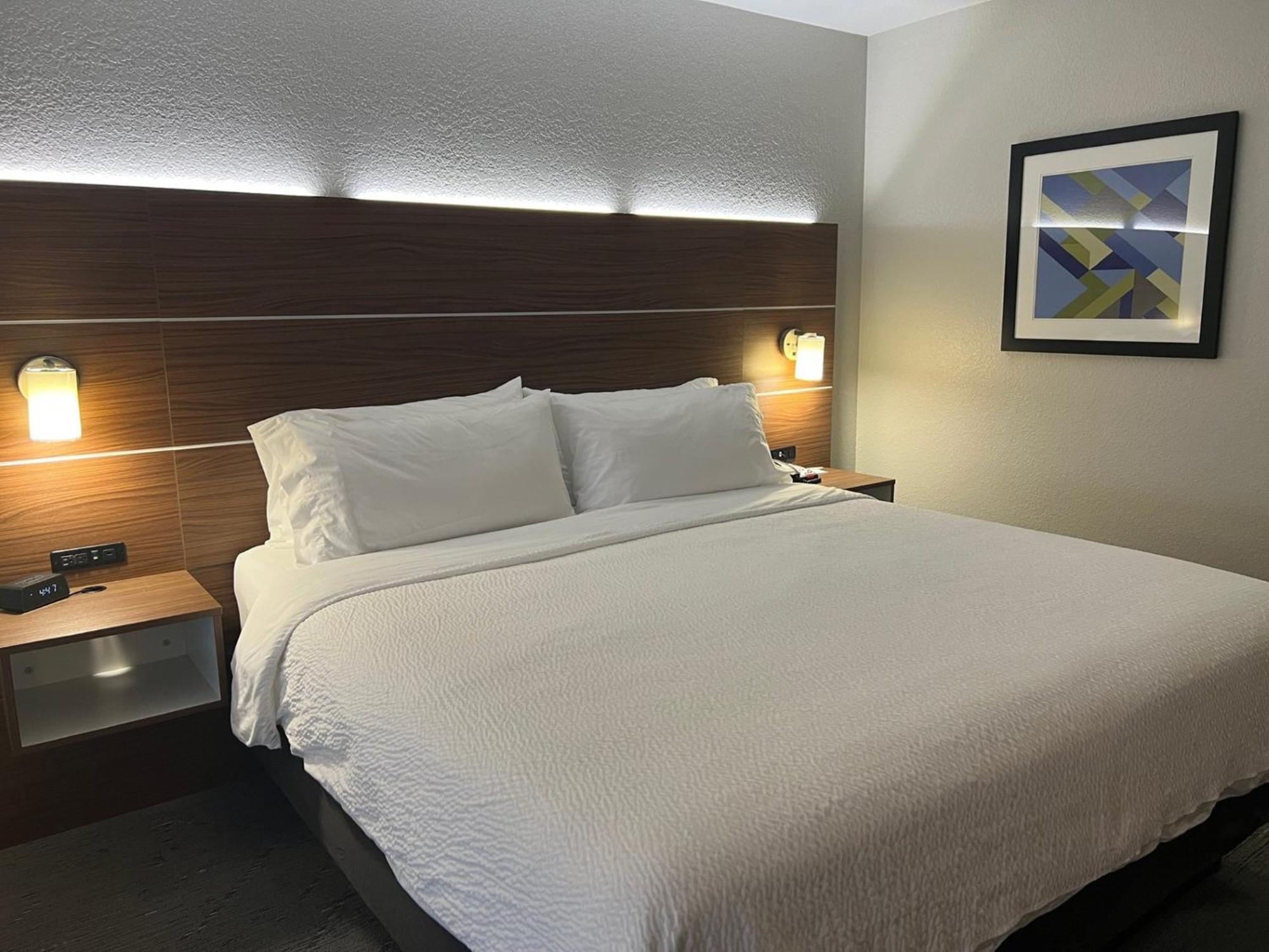 Holiday Inn Express & Suites Moore By Ihg Esterno foto