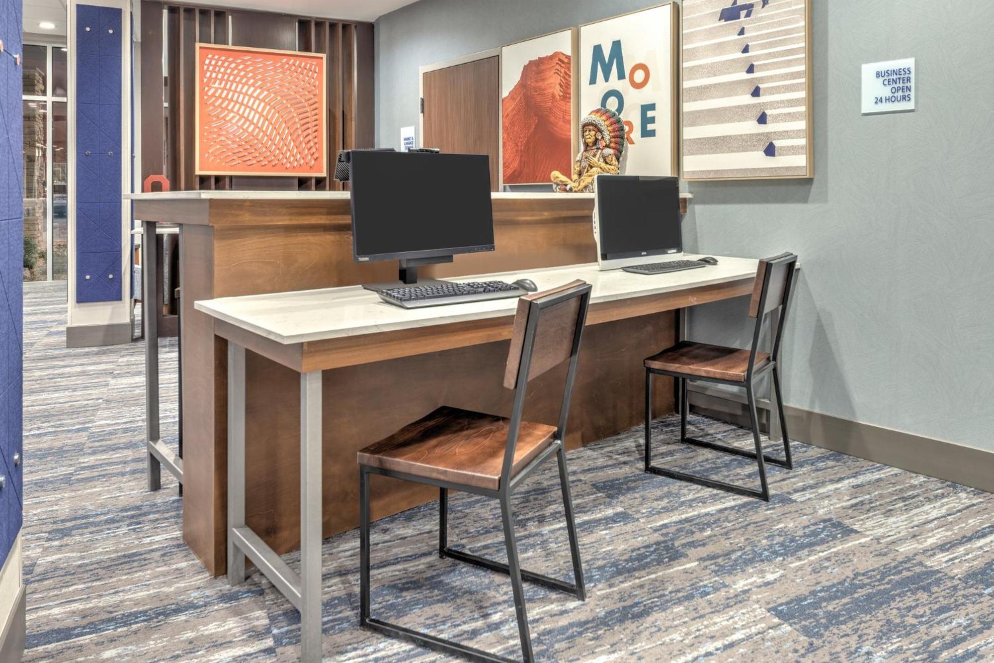 Holiday Inn Express & Suites Moore By Ihg Esterno foto