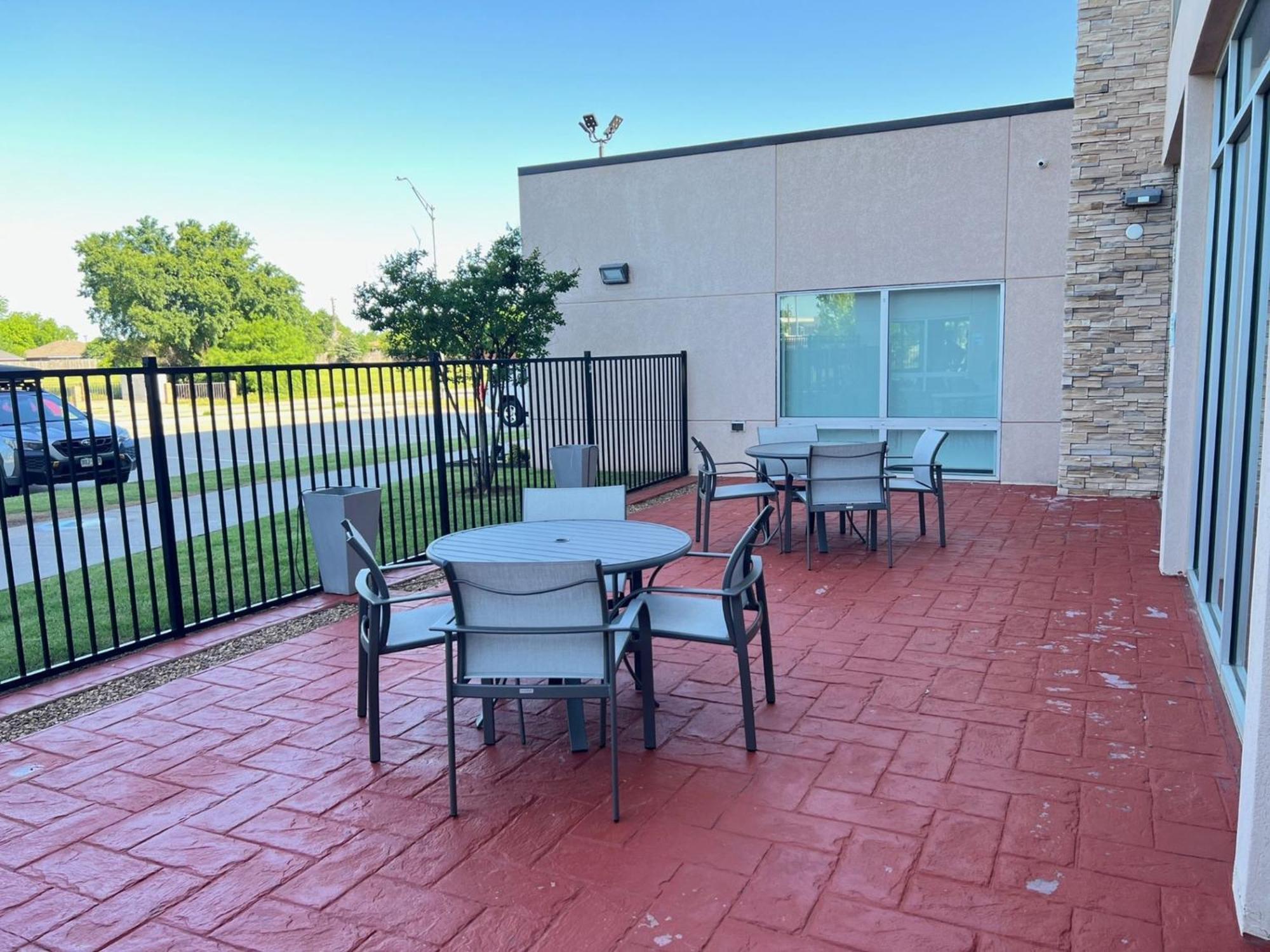 Holiday Inn Express & Suites Moore By Ihg Esterno foto